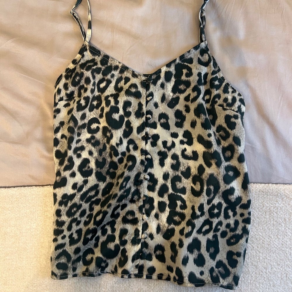 Jack by BB Dakota green animal print tank top